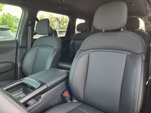 New 2027 Kia Telluride LX FWD image 23