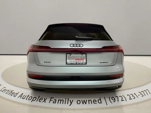 Used 2023 Audi e-tron Premium Plus AWD/4WD image 5
