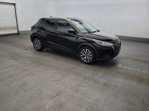 Used 2021 Nissan Kicks SV FWD image 11