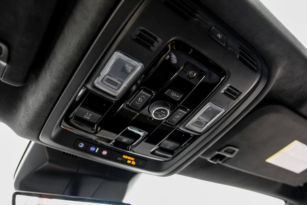 Used 2025 Cadillac Escalade Sport Platinum AWD/4WD image 35