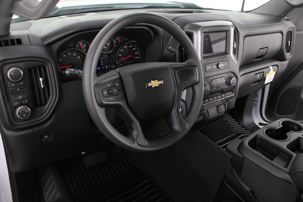 New 2026 Chevrolet Silverado 2500 Custom w/ Custom Convenience Package AWD/4WD image 7