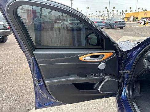 Used 2017 Alfa Romeo Giulia Ti w/ TI Lusso Light Wood Package image 9