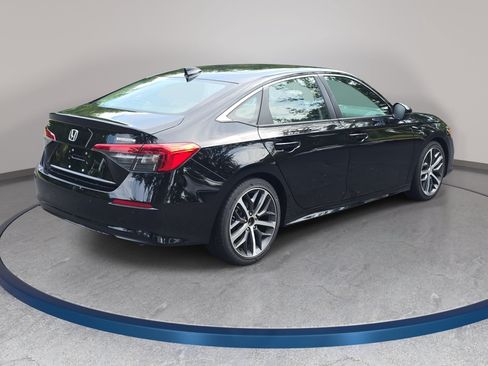 Used 2023 Honda Civic Touring image 5