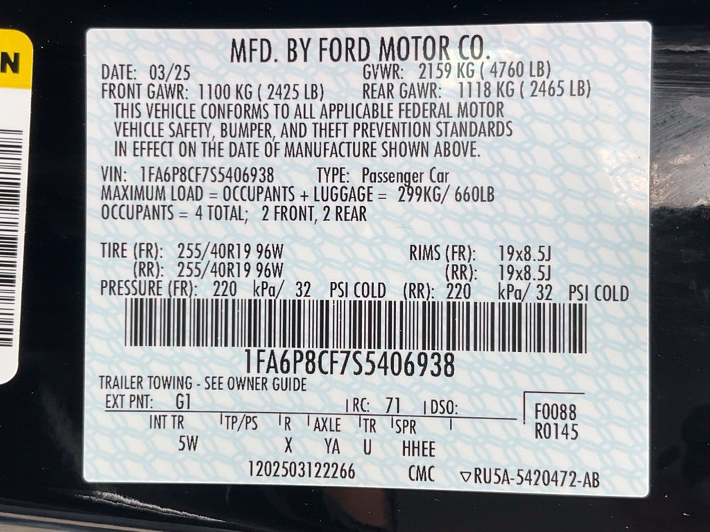 Used 2025 Ford Mustang GT Premium RWD image 40