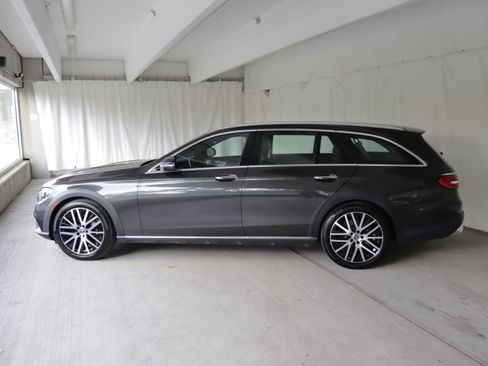 Used 2023 Mercedes-Benz E 450 4MATIC All-Terrain Wagon image 24