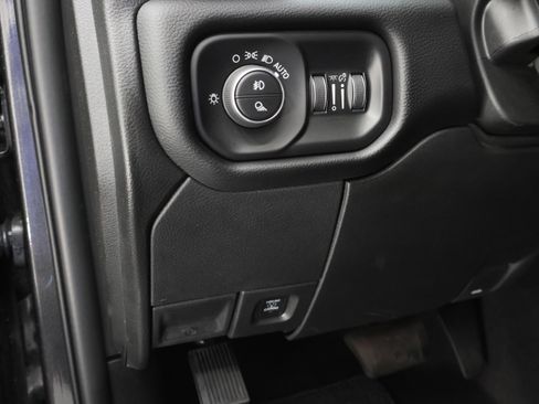 Used 2024 RAM 2500 Laramie w/ Safety Group AWD/4WD image 39