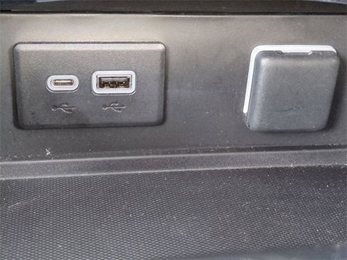 Used 2022 Buick Envision Preferred image 21