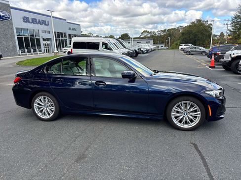 Used 2023 BMW 330i xDrive Sedan w/ Premium Package image 2