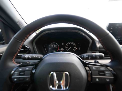 New 2025 Honda Pilot TrailSport image 15