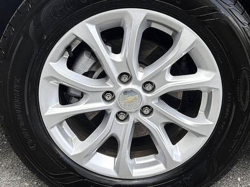 Used 2019 Chevrolet Equinox LT FWD image 7
