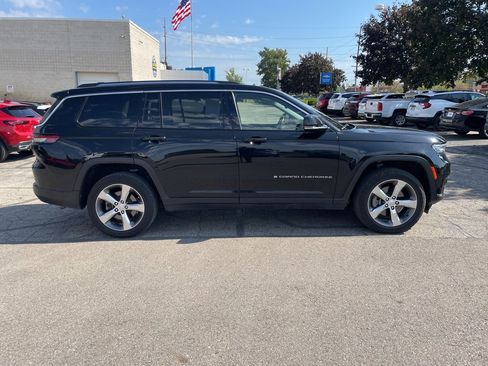 Used 2021 Jeep Grand Cherokee L Limited image 2