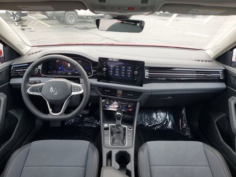 New 2025 Volkswagen Jetta SE image 25