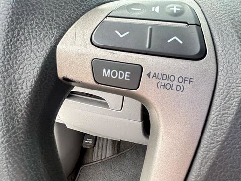 Used 2007 Toyota Camry LE FWD image 12