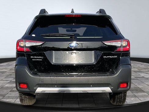 Certified 2025 Subaru Outback Limited w/ Popular Package #2 image 4