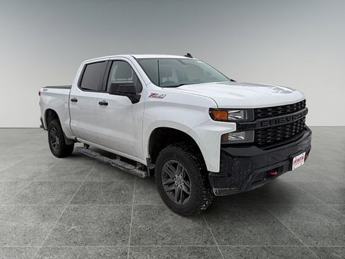 Used 2019 Chevrolet Silverado 1500 Custom Trail Boss w/ Custom Convenience Package image 6