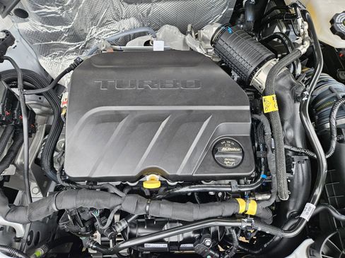 New 2026 Chevrolet Trax LT FWD image 27