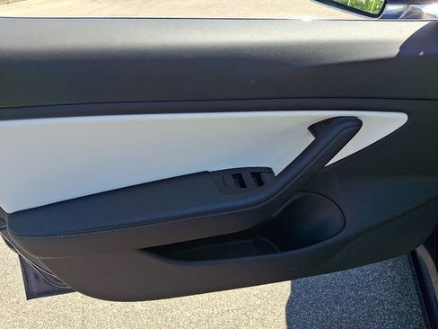 Used 2018 Tesla Model 3 Long Range AWD/4WD image 14