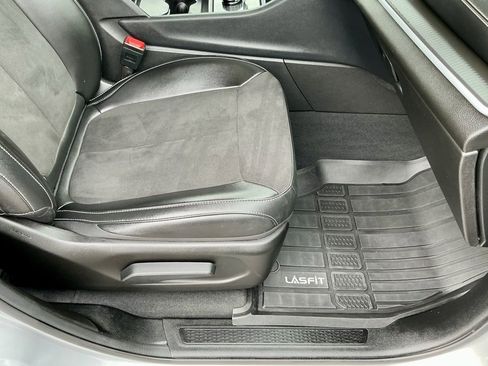 Used 2024 Jeep Grand Cherokee L Altitude image 23