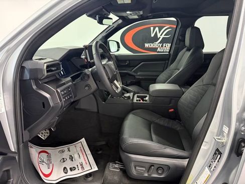 Used 2025 Toyota 4Runner TRD Sport Premium image 11