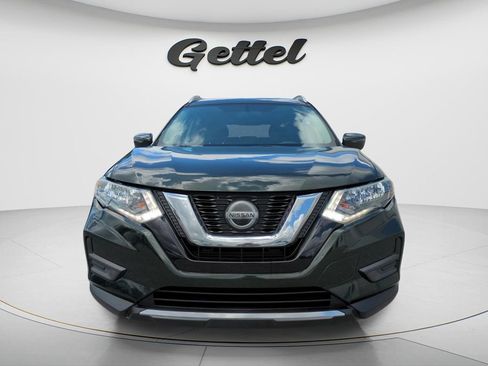 Certified 2018 Nissan Rogue SV FWD image 2