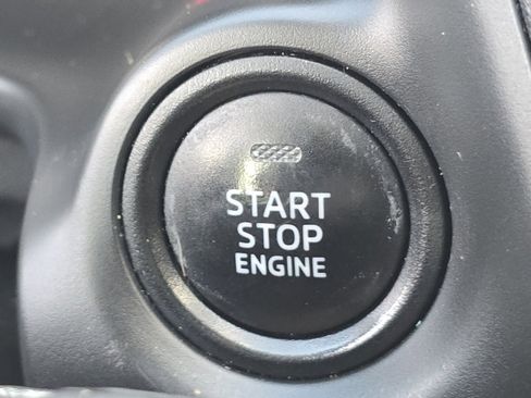 Used 2015 MAZDA MAZDA3 i Touring w/ Technology Package FWD image 30