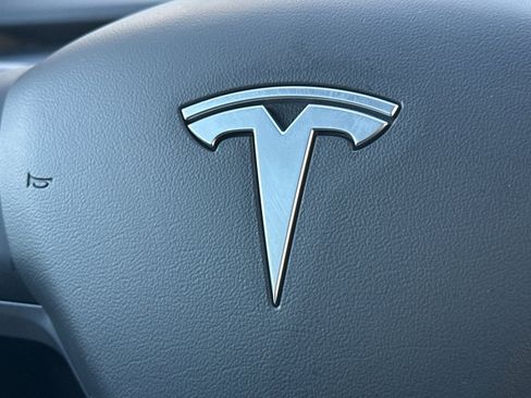 Used 2020 Tesla Model 3 image 25