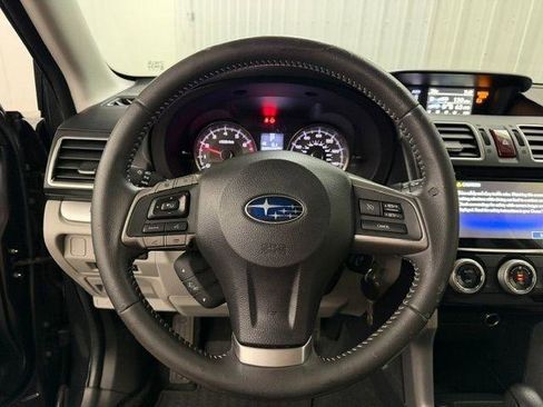 Used 2016 Subaru Forester 2.5i Limited AWD/4WD image 12