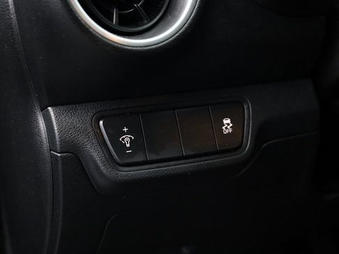 Used 2023 Kia Forte LXS image 13