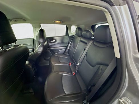 Used 2020 Jeep Compass Limited image 26