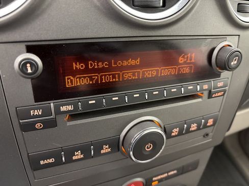 Used 2008 Saturn Vue XE w/ Premium Trim Package image 26