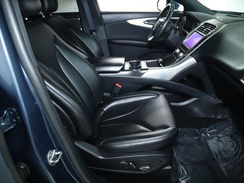 Used 2019 Lincoln Nautilus FWD image 31