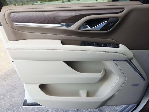 Used 2024 GMC Yukon Denali w/ Max Trailering Package image 38
