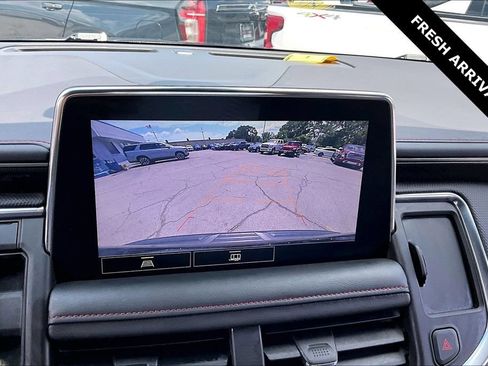 Used 2021 Chevrolet Suburban RST AWD/4WD image 9