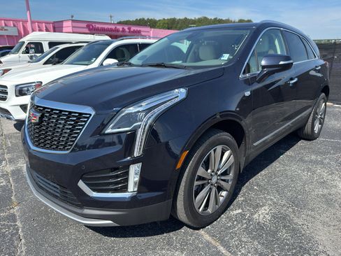 Used 2021 Cadillac XT5 Premium Luxury image 1