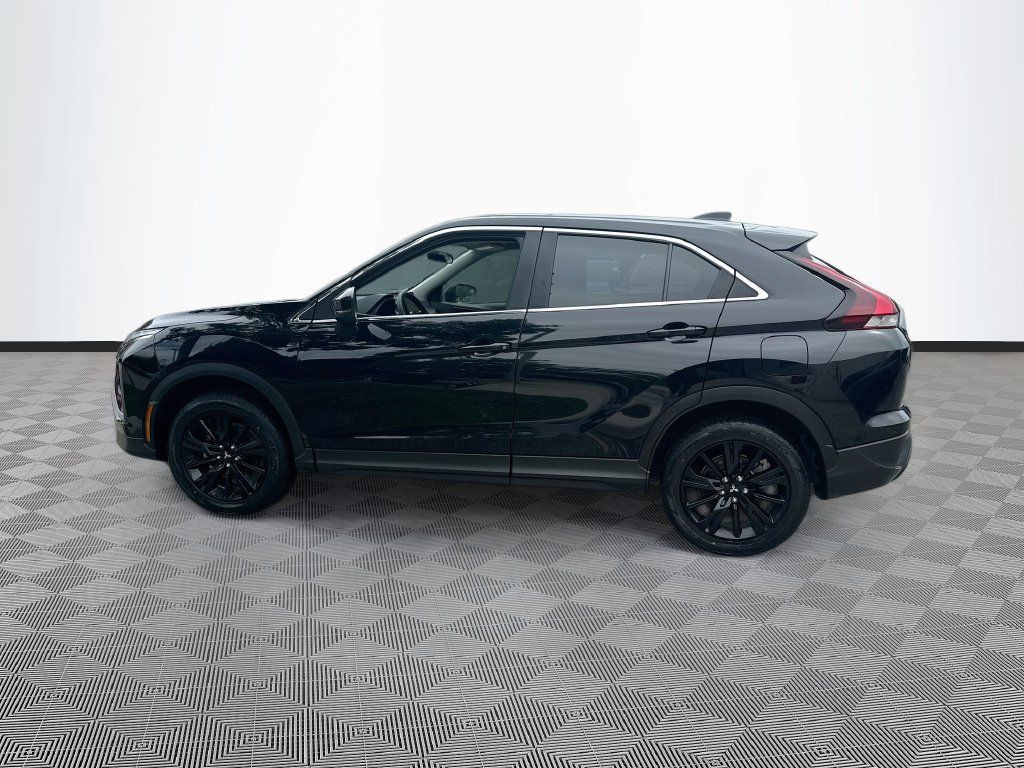 Used 2025 Mitsubishi Eclipse Cross LE AWD/4WD image 9