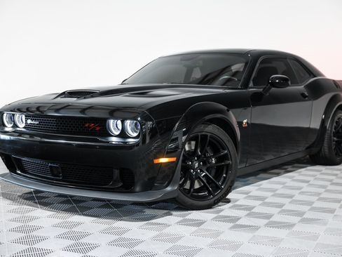Used 2023 Dodge Challenger R/T Scat Pack image 9