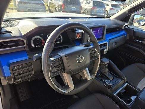Used 2024 Toyota Tacoma TRD Off-Road image 19