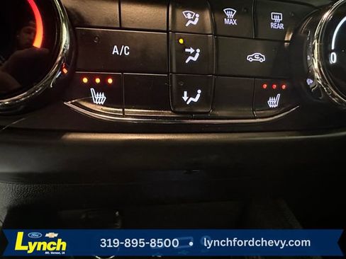 Used 2022 Chevrolet TrailBlazer RS FWD image 11