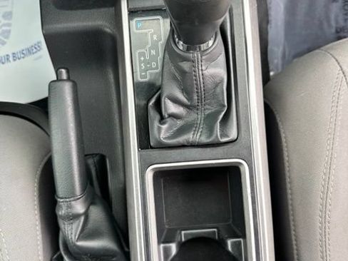 Used 2022 Toyota Tacoma SR5 AWD/4WD image 30