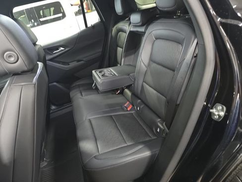 New 2027 Chevrolet Equinox LT w/ Convenience Package II AWD/4WD image 15