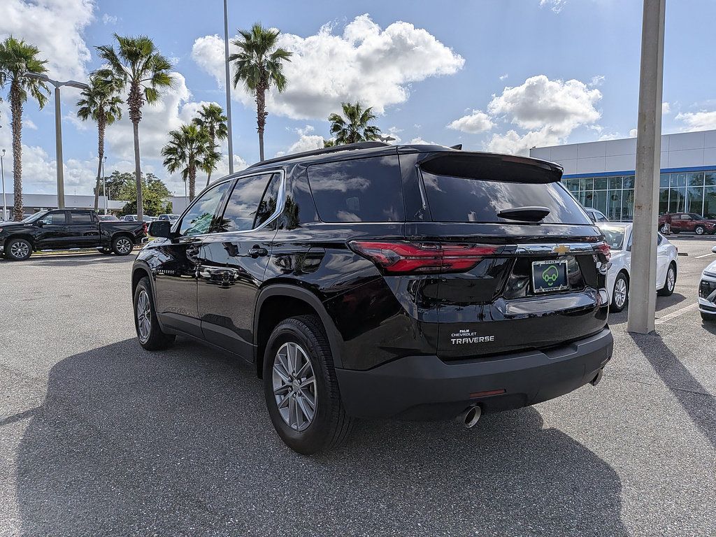Certified 2023 Chevrolet Traverse LT FWD image 5