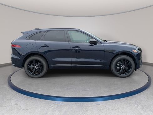 New 2026 Jaguar F-PACE R-Dynamic S image 4