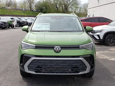 New 2026 Volkswagen Taos SE AWD/4WD image 5