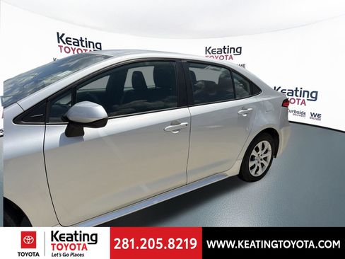 Used 2024 Toyota Corolla LE FWD image 6