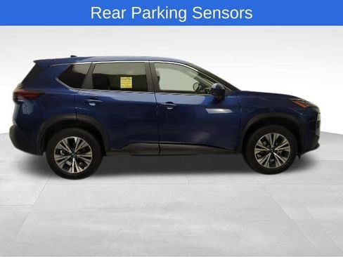 Used 2023 Nissan Rogue SV image 9
