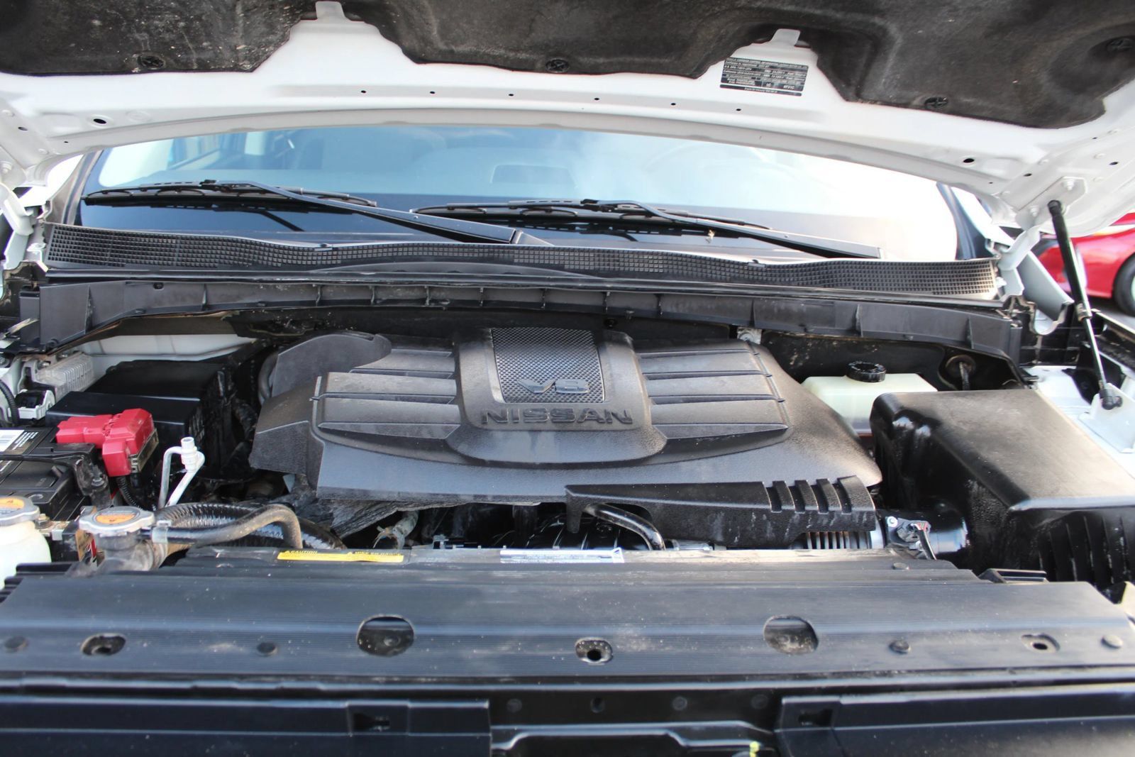 Used 2023 Nissan Titan SV RWD image 32