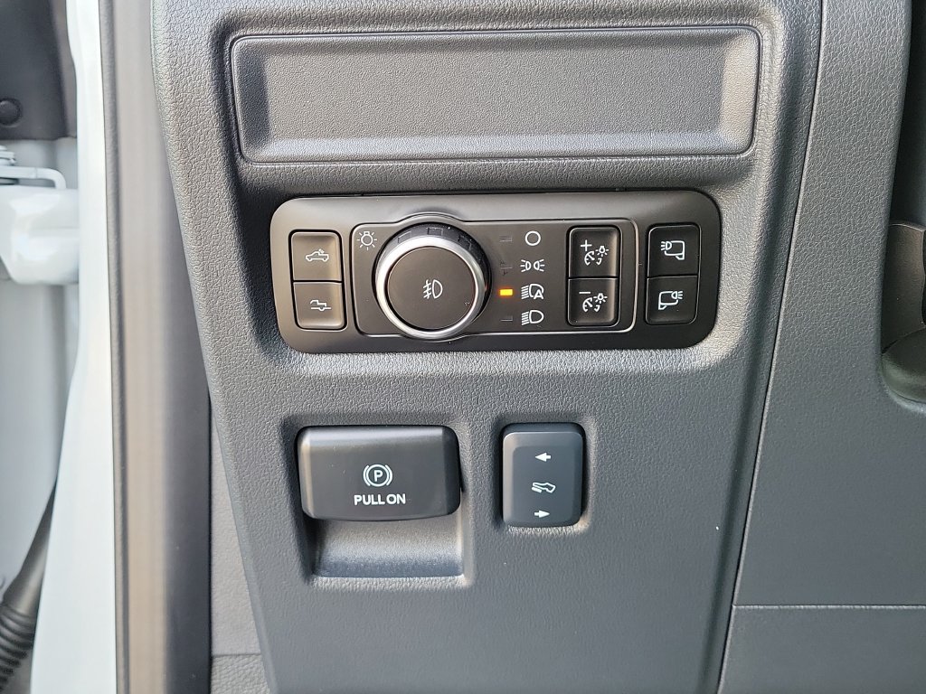 Used 2026 Ford F150 Raptor AWD/4WD image 25