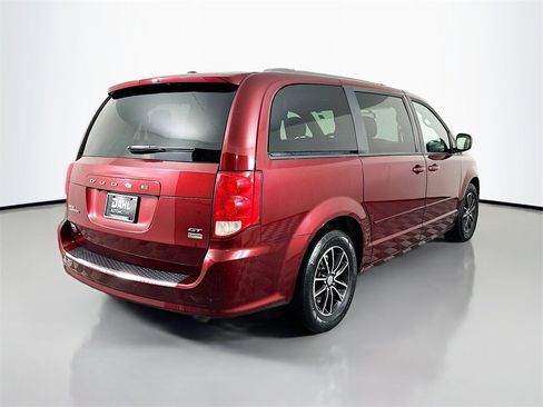 Used 2017 Dodge Grand Caravan GT image 10