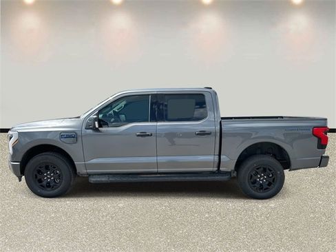 New 2025 Ford F150 Lightning XLT image 8