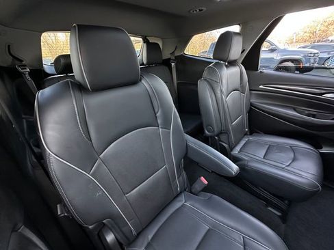 Used 2019 Buick Enclave Avenir w/ Avenir Technology Package image 43